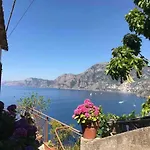 L ' Adelaide * Praiano