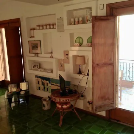 Vakantiehuis L ' Adelaide *